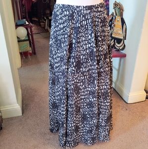 Vince Camuto Maxi Skirt Black White Pattern